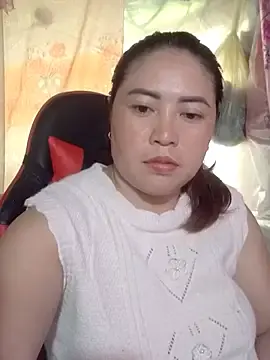 Stripchat Live Sex Cam of yun_2006