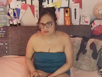 Stripchat Free Porn Cam of Angelabrowm