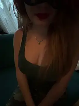 Stripchat Free Porn Cam of ythmlshshs