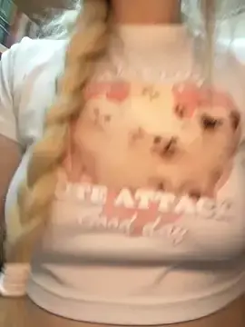 Stripchat Free Live Porn of LollyPollly