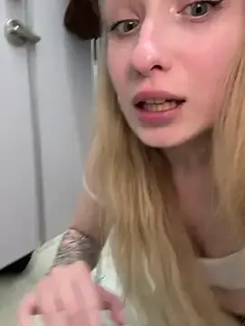 Stripchat Sex Chat of LollyPollly