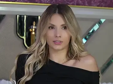 Stripchat Free Live Porn of Mishelle-Brizo