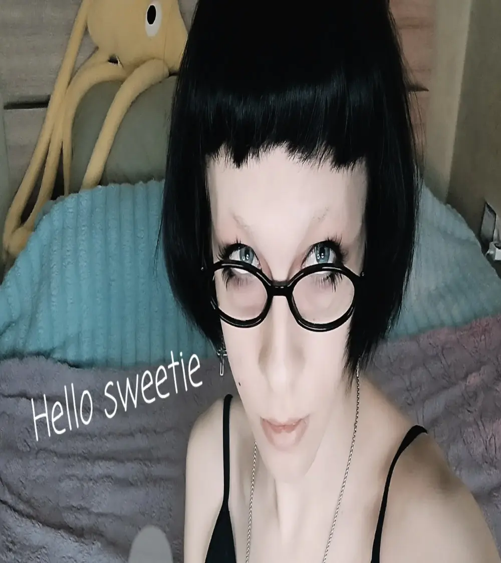 Agatha_Poppy