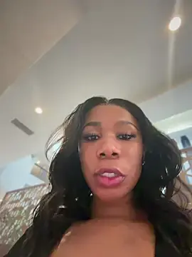 Stripchat Live Sex Cam of Belle___