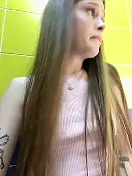 Stripchat Live Sex Cam of KnockKnock-