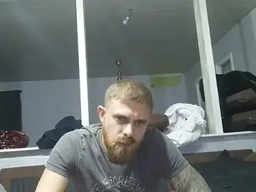 Stripchat Free Porn Cam of Bikerhot883hd