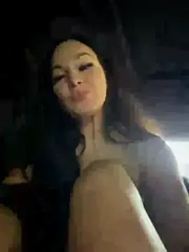 Stripchat Sex Cam of Niki_li