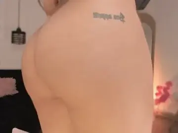 Stripchat Best Webcam of nickky__