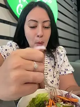 Stripchat Free Live Porn of AdinaKan