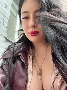 Stripchat Sex Cam of AdinaKan