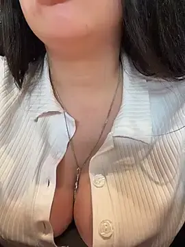 Stripchat Watch Live Sex Cams of AdinaKan