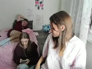Stripchat Free Porn Cam of AnikaBest