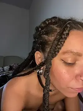 Stripchat Live Sex Cam of Lillith_Bloom