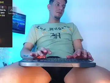 Stripchat Adult Webcams of Sebastian_Smith__