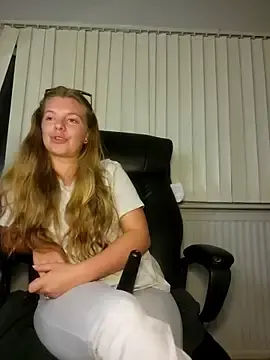 Stripchat Free Porn Cam of VanLifeVixen