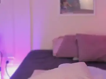 Stripchat Live Sex Cam of emma_soul1