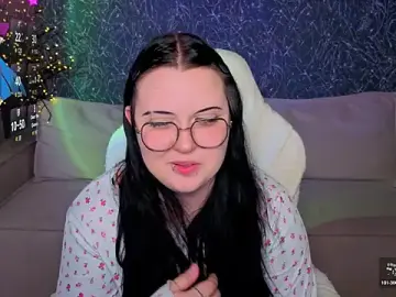 Stripchat Live Sex of Kira_G0ld