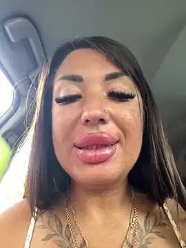 Stripchat Adult Video Chat of RuslanaXX