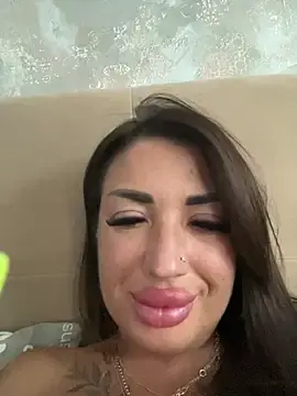 Stripchat Free Live Porn of RuslanaXX