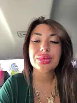 Stripchat Nude Webcam of RuslanaXX