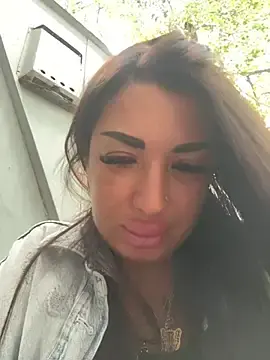 Stripchat Sex Cam of RuslanaXX
