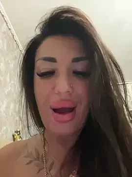 Stripchat Sex Cam of RuslanaXX