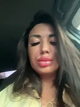 Stripchat Free Porn Cam of RuslanaXX