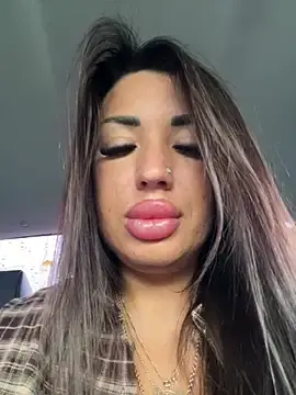 Stripchat Free Live Porn of RuslanaXX