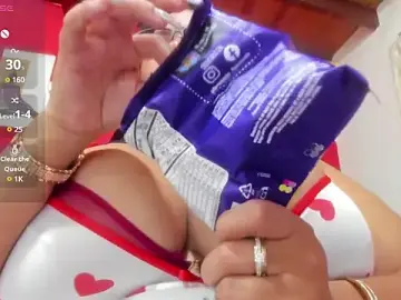 Stripchat Adult Webcam of _sonia_bigboobs