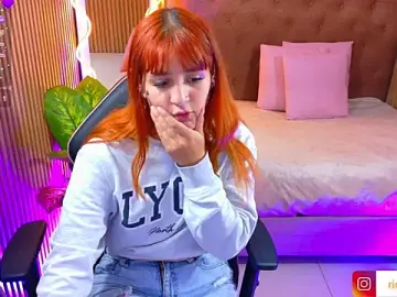 Stripchat Free Porn Cam of RIO_TAY1