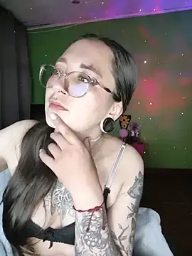 Stripchat Live Porn of Maddie_69