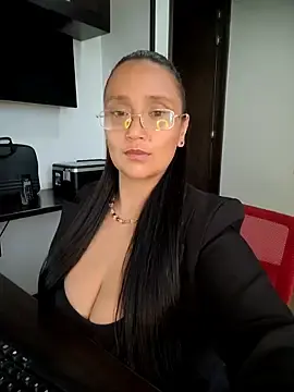 Stripchat Live Sex of Esmeralda333