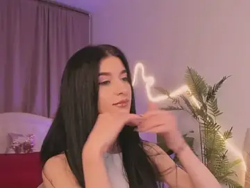 Stripchat Free Porn Cam of LauraCoy