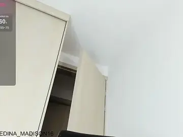 Stripchat Free Live Porn of Madison_Medina