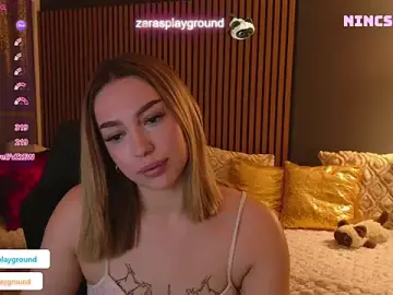 Stripchat Free Porn Cam of ZarasPlayground