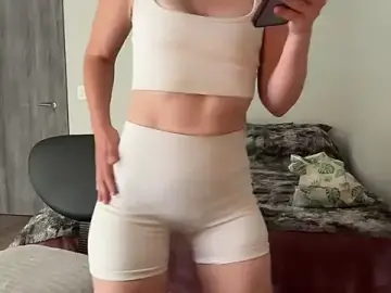 Stripchat Free Live Porn of leahsparkles