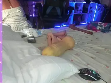 Stripchat Sex Cam of 92yourbitch922