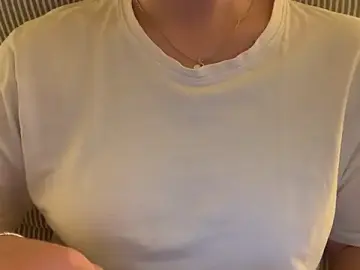 Stripchat Best Webcam of Lucyschickt