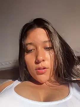Stripchat Sex Cam of Nhefertary