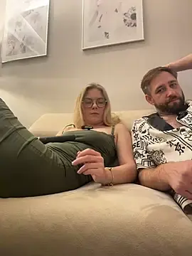 Stripchat Sex Cam of Tommy_Hilficker