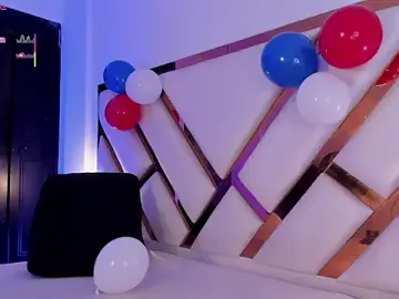 Stripchat Free Live Porn of Aron_cruz