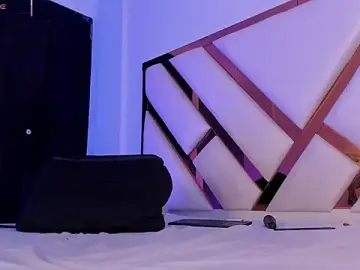 Stripchat Best live sex cam show of Aron_cruz