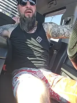 Stripchat Watch Live Sex Cams of Beardedtattood