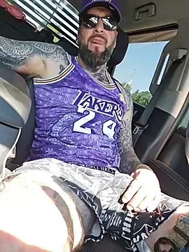 Stripchat Best Webcam of Beardedtattood