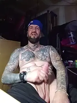 Stripchat Adult Webcams of Beardedtattood