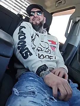 Stripchat Sex Chat of Beardedtattood