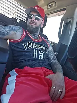 Stripchat Best live sex cam show of Beardedtattood