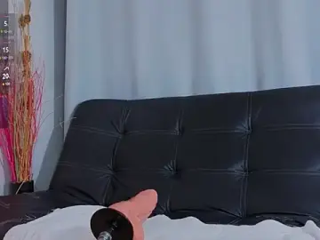 Stripchat Free Porn Cam of EdwardRoss_