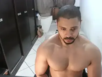 Stripchat Live Porn of Brian_Aries