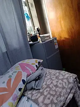 Stripchat Watch Live Sex Cams of Candylips22
